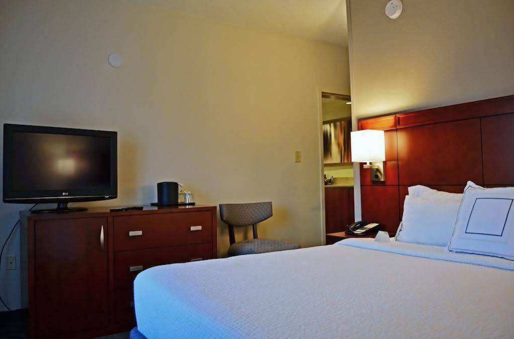 Hotel Courtyard By Marriott Burlington Exterior foto