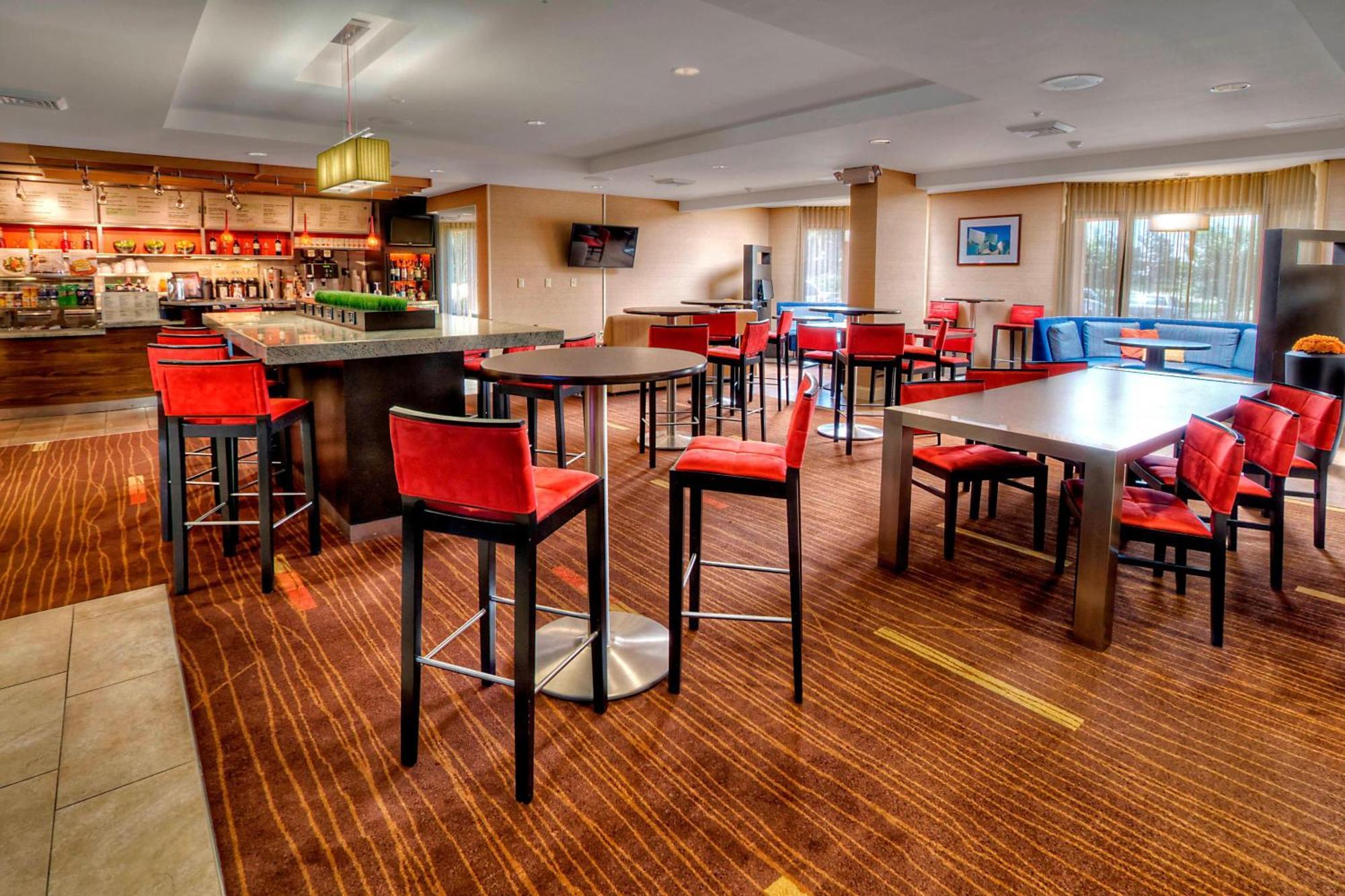 Hotel Courtyard By Marriott Burlington Exterior foto